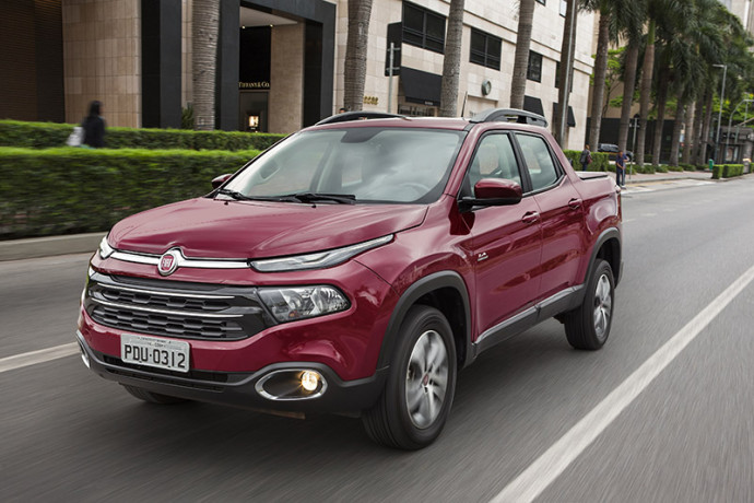 Fiat acerta "a mão", e adequa Toro na linha 2019