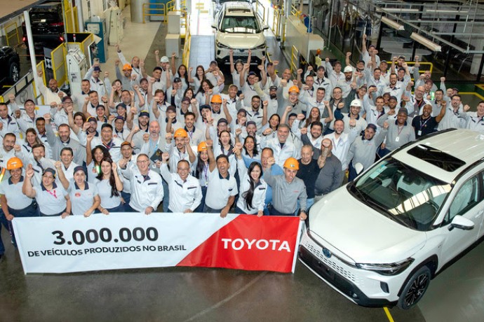 Toyota celebra 3.000.000 de veículos produzidos no Brasil