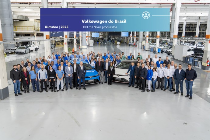 Volkswagen celebra 300 mil unidades do Nivus produzidas