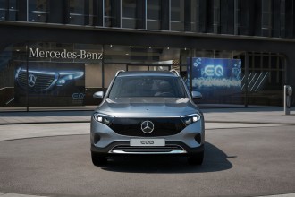 Mercedes-Benz EQB 250+ chega com mais autonomia