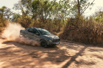 Fiat Toro Ultra é a nova opção no topo de gama