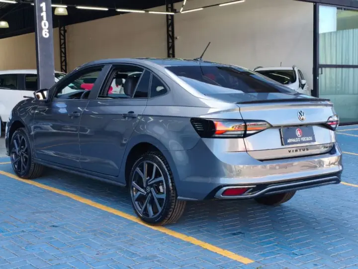 VIRTUS Exclusive 250TSI 1.4 Flex 16V Aut