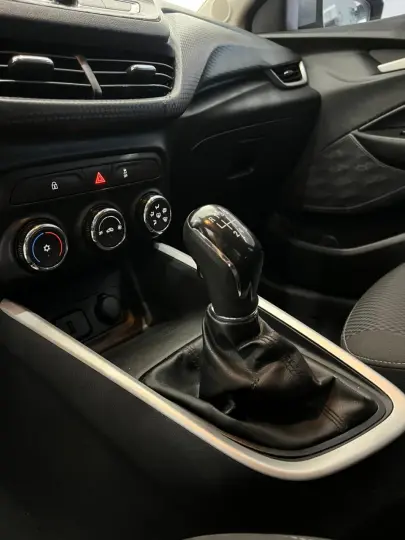 ONIX HATCH LT 1.0 12V Flex 5p Mec.