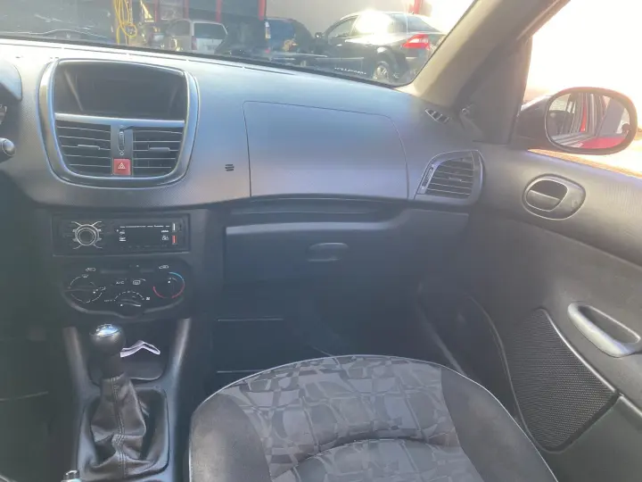 207 1.4 XR Passion 8V