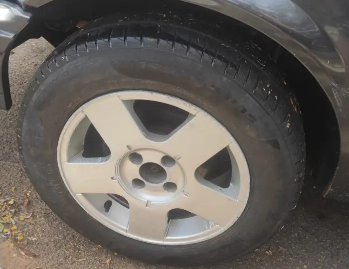 MONZA 2.0 EFI GLS 8V