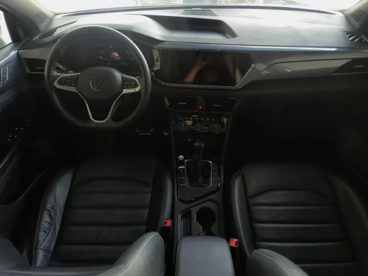 TAOS 1.4 250 TSI Highline