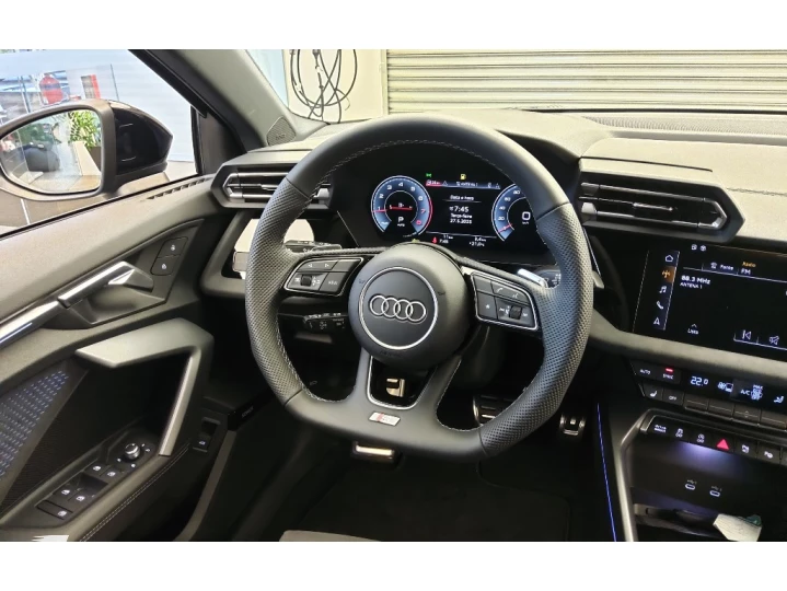 A3 2.0 40 TFSI GASOLINA SEDAN PERFORMANCE BLACK S-TRONIC