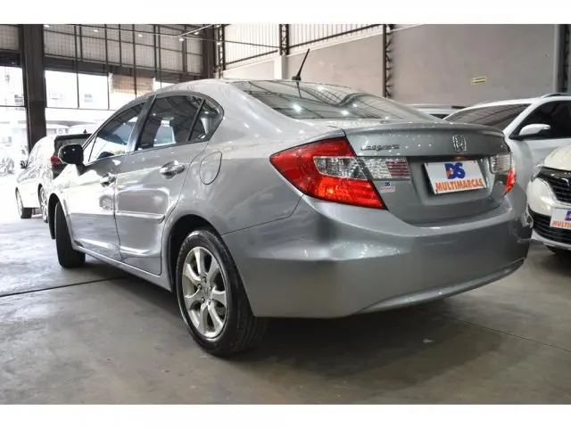 CIVIC - 1.8 EXS 16V 4P AUTOMÁTICO