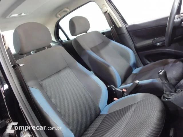 VOYAGE - 1.6 MSI TOTAL COMFORTLINE 4P MANUAL