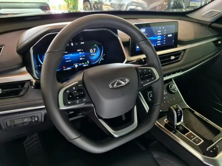 TIGGO 8 MAX DRIVE 1.6 TURBO AUT.