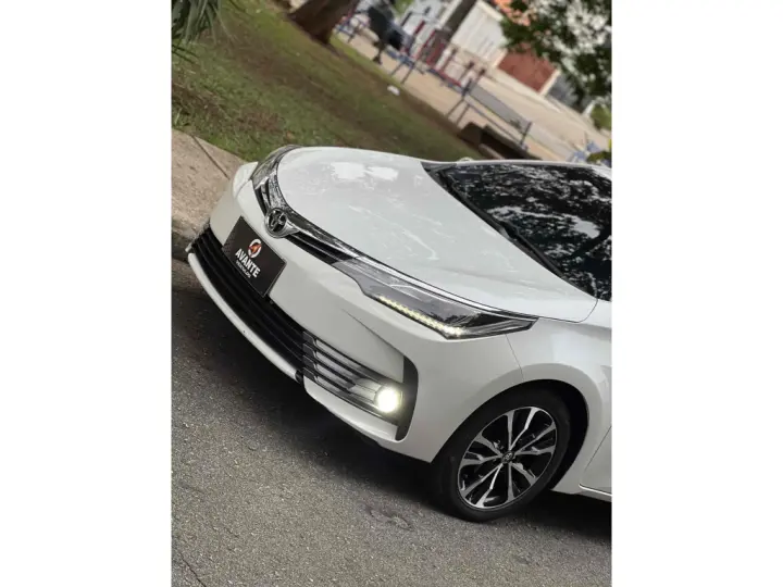 COROLLA 2.0 ALTIS 16V FLEX 4P AUTOMÁTICO