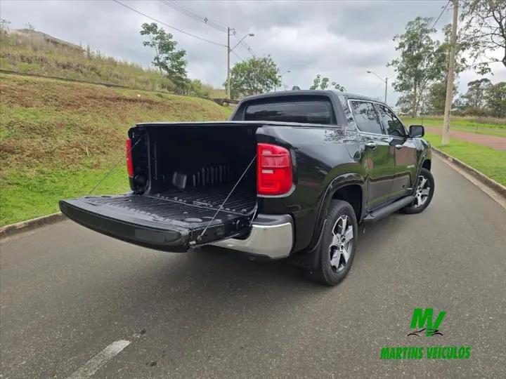 RAMPAGE 2.0 Turbo Laramie 4X4