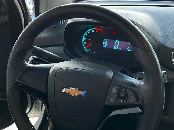 PRISMA 1.4 MPFI LT 8V FLEX 4P MANUAL