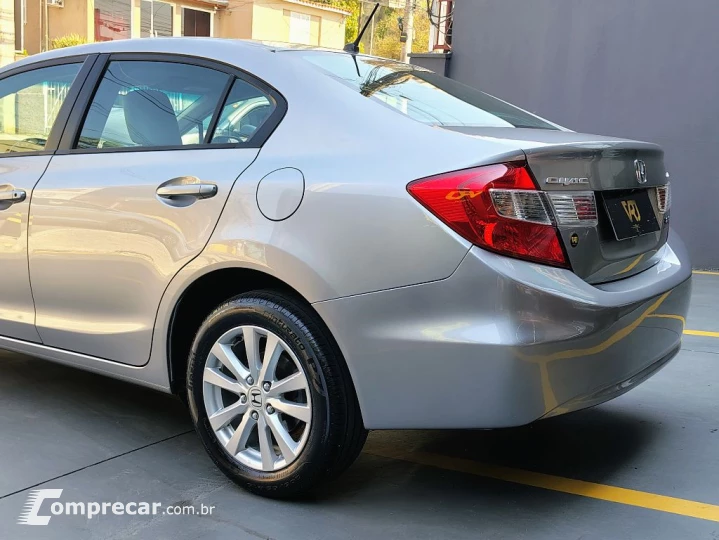 Civic Sedan LXR 2.0 Flexone 16V Aut. 4p