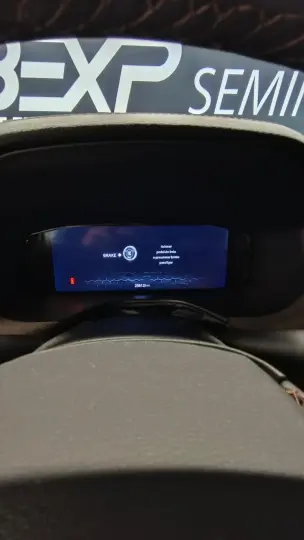 COMMANDER 1.3 T270 Turbo Overland