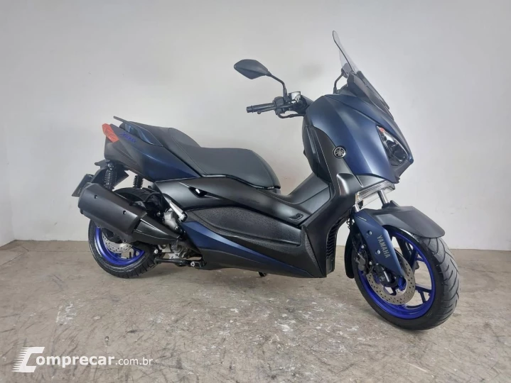 YAMAHA XMAX ABS