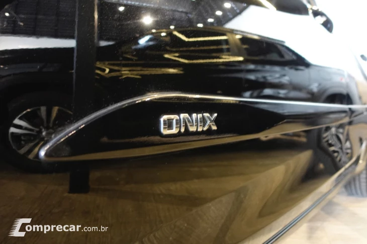 Onix Hatch 1.0 4P FLEX LT