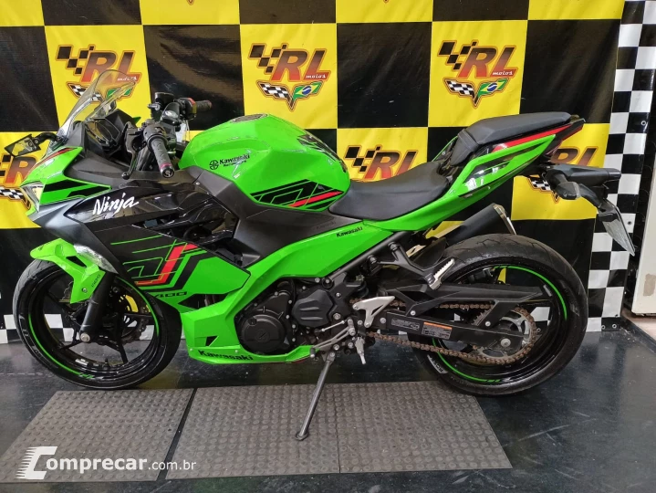 Ninja 400 racing team