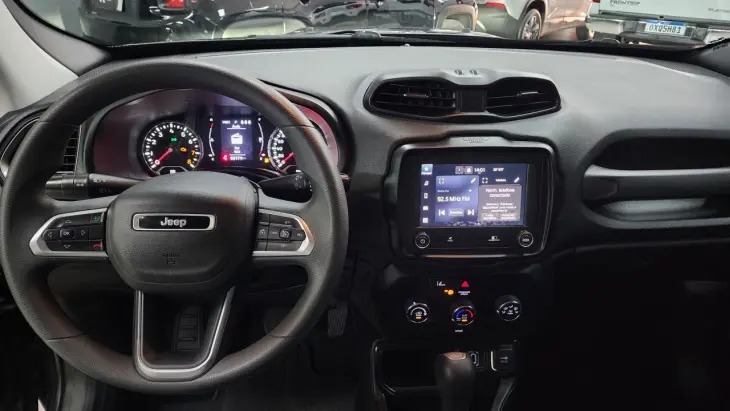 Renegade Sport T270 1.3 TB 4x2 Flex Aut.