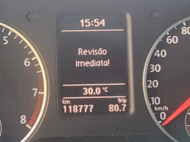 FOX - 1.6 MI 8V 4P MANUAL