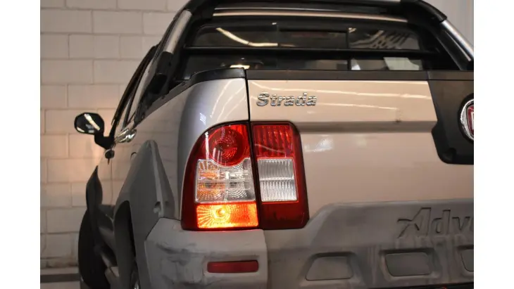 STRADA - 1.8 MPI ADVENTURE CD 8V 2P MANUAL