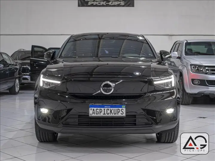 C40 P8 Recharge Pure Electric AWD