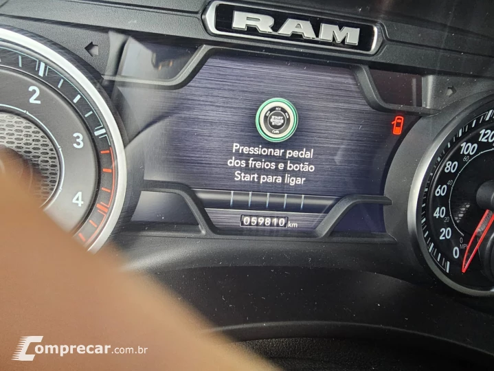 RAM 6.7 2500 Night Edition 4X4 CD I6 Turbo