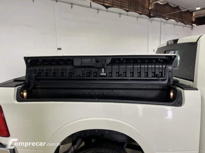 2500 6.7 Laramie 4X4 CD I6 Turbo