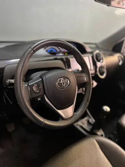 ETIOS XLS Sedan 1.5 Flex 16V 4p Mec.