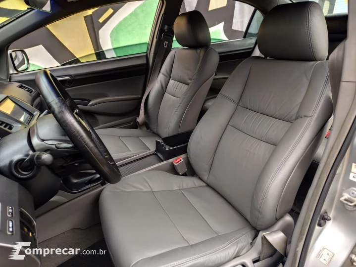 CIVIC 1.8 LXS 16V FLEX 4P AUTOMÁTICO