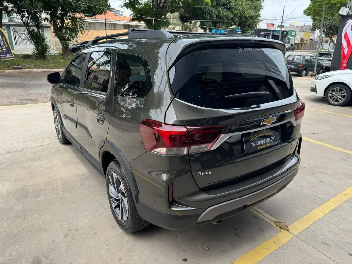 Spin 1.8 Premier 8V Flex 4P Automático