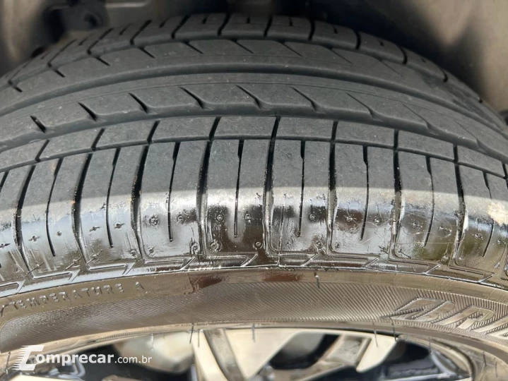 TRACKER 1.0 Turbo LT