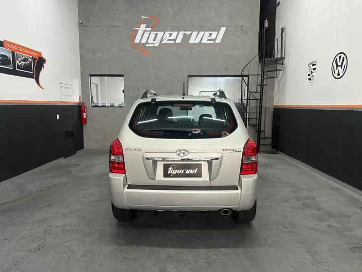 Tucson 2.0 Mpfi Gls 16V 143Cv 2Wd Gasolina 4P Automático