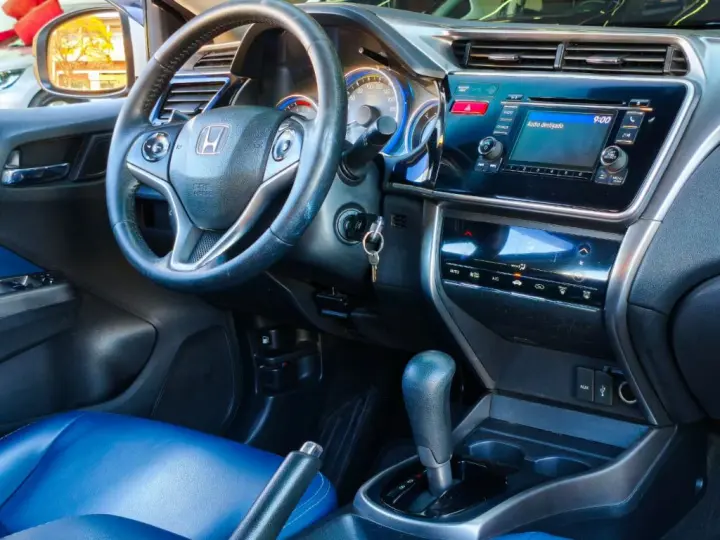 CITY Sedan EX 1.5 Flex 16V 4p Aut.