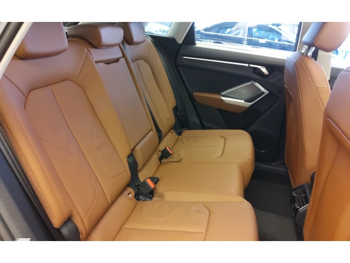 Q3 2.0 40 TFSI GASOLINA PERFORMANCE QUATTRO TIPTRONIC