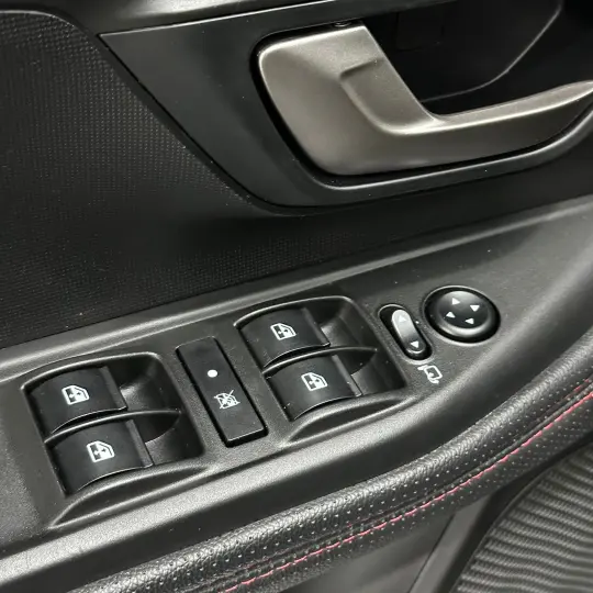 Strada Ultra 1.0 Flex Turbo CD Aut.