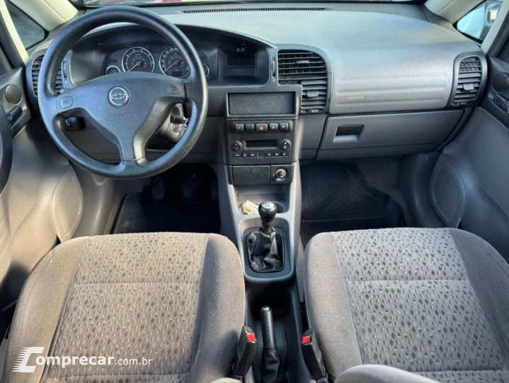 Zafira Elegance 2.0 MPFI FlexPower 8V 5p