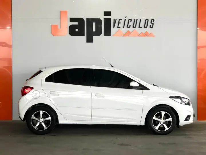 ONIX 1.4 MPFI LTZ 8V