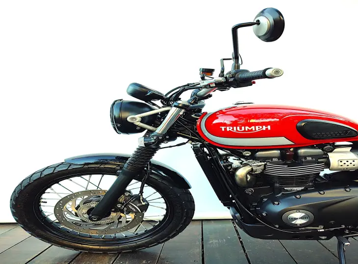 TRIUMPH STREET SCRAMBLER