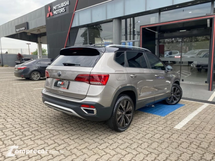 TAOS 1.4 250 TSI Highline