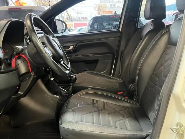 STRADA - 1.3 FIREFLY VOLCANO CD MANUAL