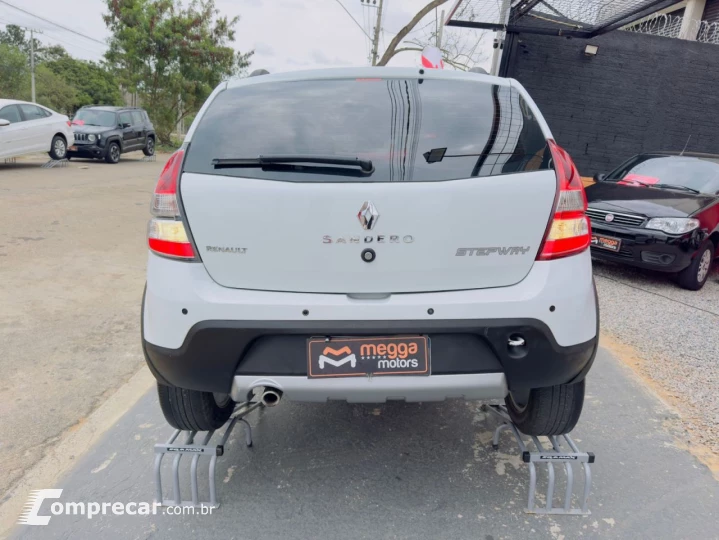 SANDERO 1.6 16V SCE Stepway