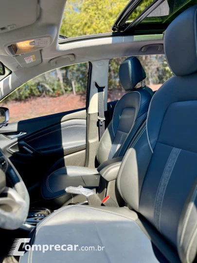 TRACKER 1.2 Turbo Premier