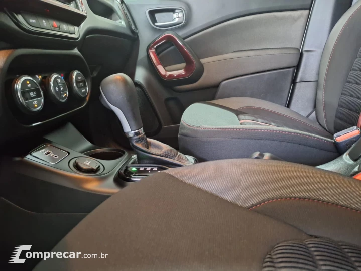 TORO 1.8 16V EVO Freedom AT6