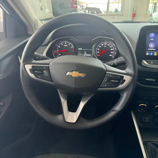 ONIX SEDAN Plus LT 1.0 12V Flex 4p Mec.