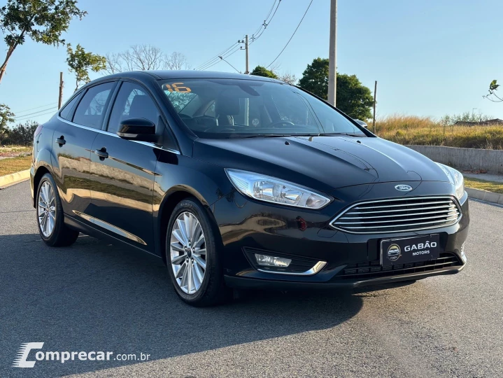 FOCUS 2.0 TITANIUM PLUS FASTBACK 16V FLEX 4P POWERSHIFT