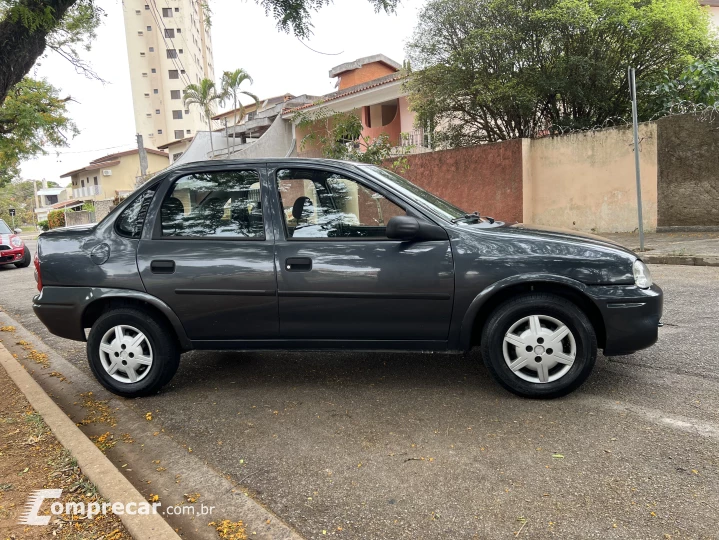 CLASSIC 1.0 MPFI Life 8V