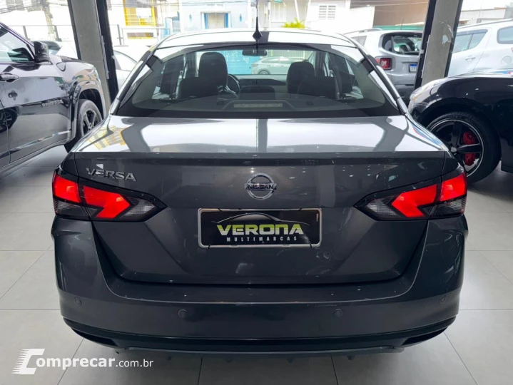 Versa Advance 1.6