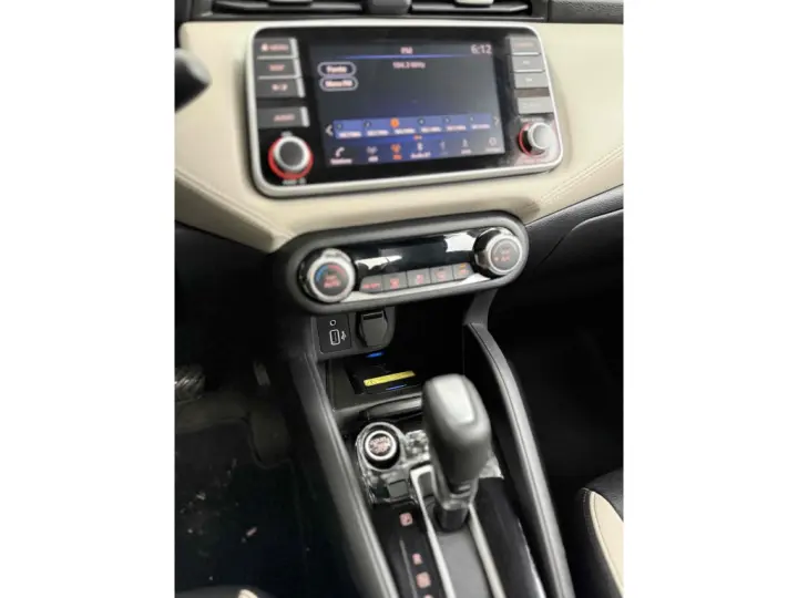 VERSA 1.6 16V FLEX EXCLUSIVE XTRONIC