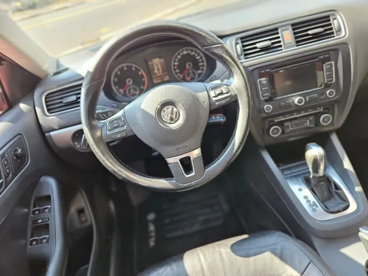 JETTA Highline 2.0 TSI 16V 4p Tiptronic